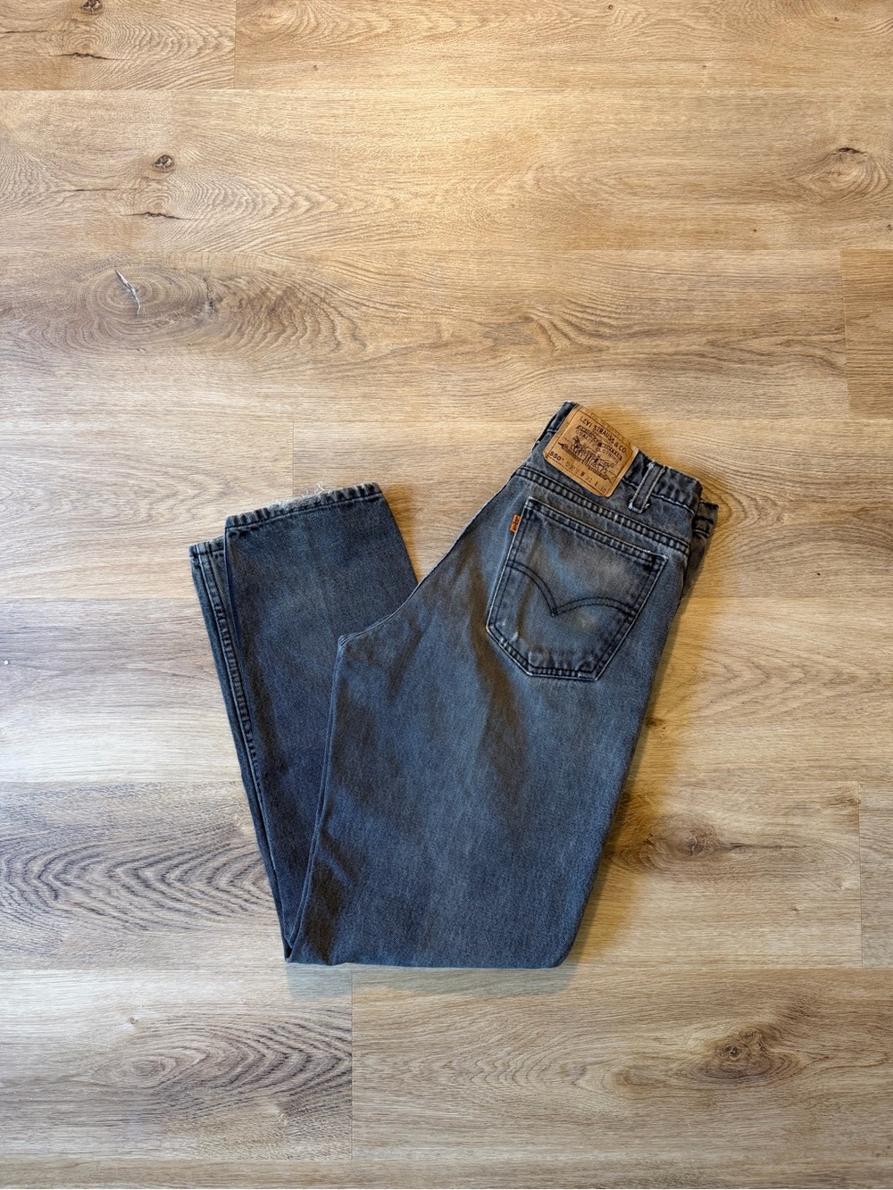 Vintage 1996 Levis 550 Orange Tag Mens 30x30 Black Jeans Distressed Ripped
